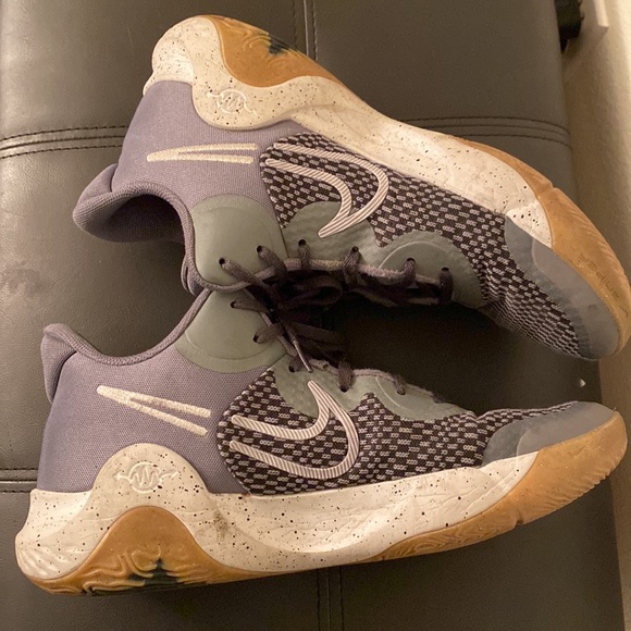 Nike 11.5 - Picture 11 of 15